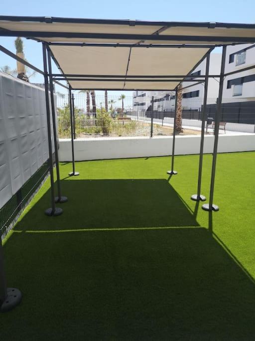 Apartamento Playa Valle Niza Малага Екстериор снимка